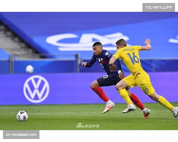 法国1-1乌克兰，格列兹曼精彩兜射难救主
