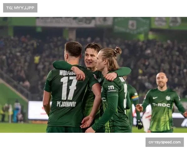 佩伊契诺维奇帽子戏法,成狼堡虽败犹荣亮点